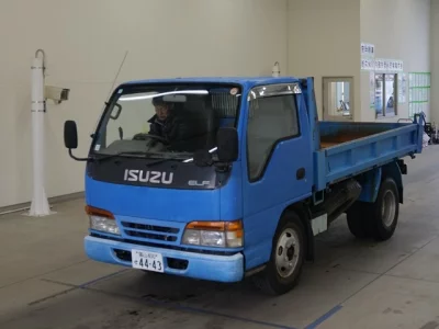 Isuzu ELF