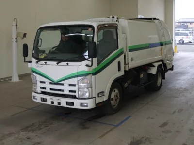 Isuzu ELF