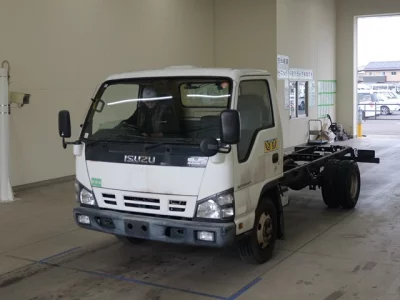 Isuzu ELF