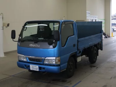 Isuzu ELF