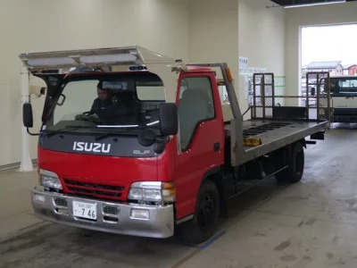 Isuzu ELF