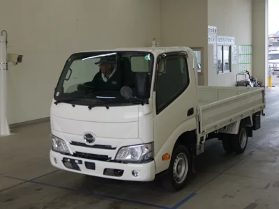 Hino TRUCK