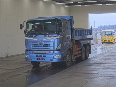 Hino TRUCK