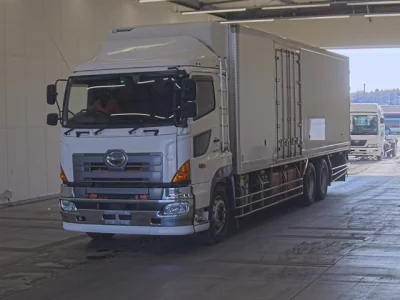 Hino PROFIA  с аукциона в Японии