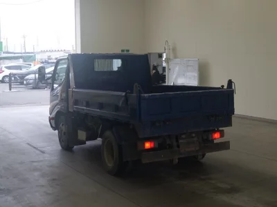 Hino DUTRO  с аукциона в Японии