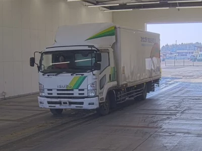 Isuzu FORWARD