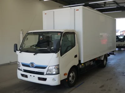 Hino DUTRO  с аукциона в Японии