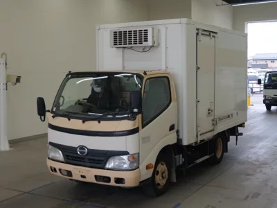Hino DUTRO  с аукциона в Японии