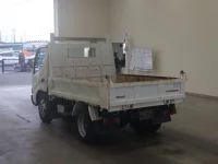 Hino DUTRO лот № 1228 оценка R  с аукциона в Японии 1