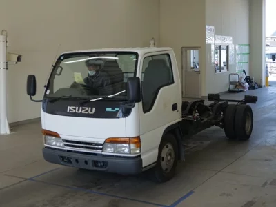 Isuzu ELF