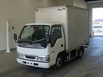 Isuzu ELF