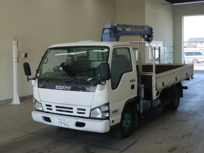 Isuzu ELF