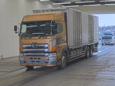 Hino PROFIA  с аукциона в Японии