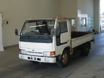 Nissan ATLAS  с аукциона в Японии