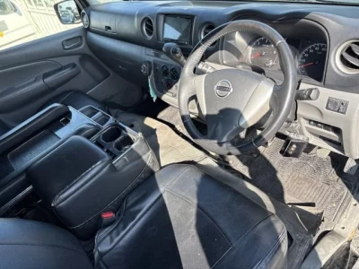 Nissan CARAVAN VAN  с аукциона в Японии