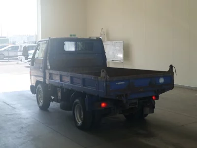 Toyota DYNA  с аукциона в Японии