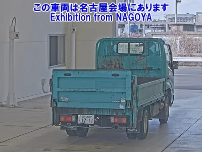 Toyota DYNA  с аукциона в Японии