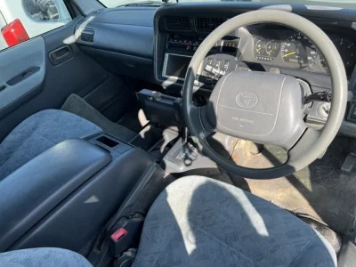 Toyota HIACE VAN  с аукциона в Японии