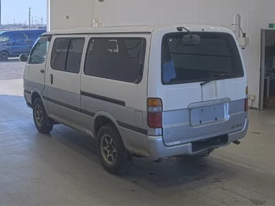 Toyota HIACE VAN  с аукциона в Японии