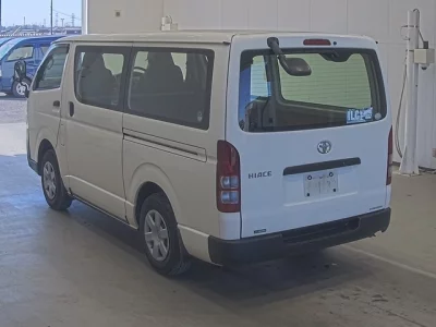 Toyota HIACE VAN  с аукциона в Японии