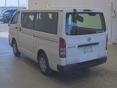 Toyota REGIUS ACE VAN