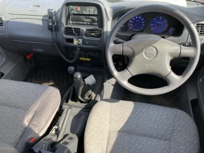 Nissan DATSUN PICKUP