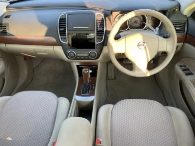 Nissan SYLPHY  с аукциона в Японии