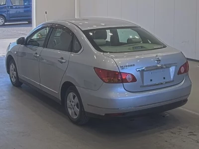 Nissan SYLPHY  с аукциона в Японии