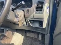 Nissan MISTRAL лот № 20081 оценка 3  с аукциона в Японии 5