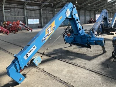 TADANO CRANE