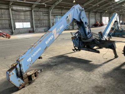 TADANO CRANE