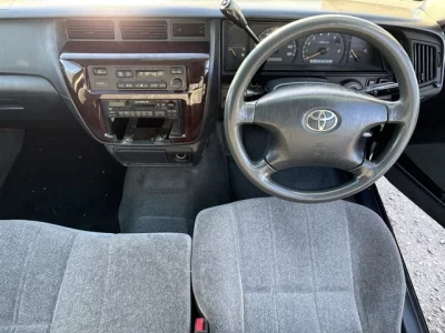 Toyota CROWN COMFORT