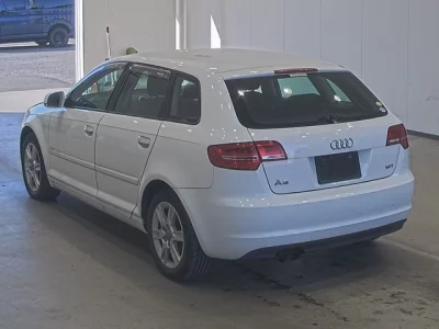 Audi A3  с аукциона в Японии