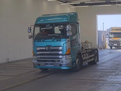 Hino PROFIA  с аукциона в Японии