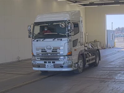 Hino PROFIA  с аукциона в Японии