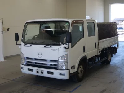 Mazda TITAN  с аукциона в Японии