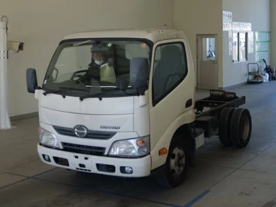 Hino DUTRO  с аукциона в Японии