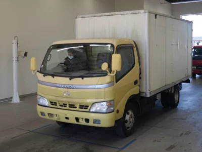 Hino DUTRO  с аукциона в Японии
