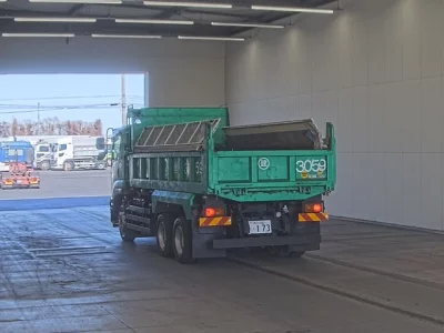 Isuzu TRUCK  с аукциона в Японии