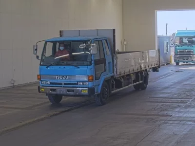 Isuzu FORWARD