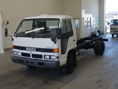 Isuzu ELF