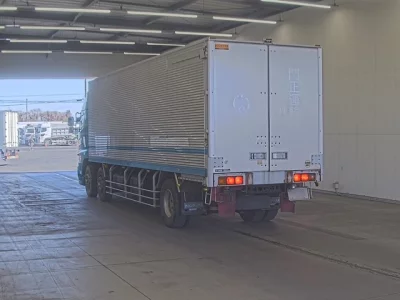 Hino PROFIA  с аукциона в Японии