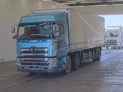 Hino PROFIA  с аукциона в Японии
