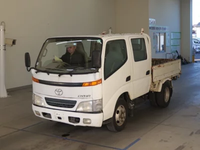 Toyota DYNA  с аукциона в Японии