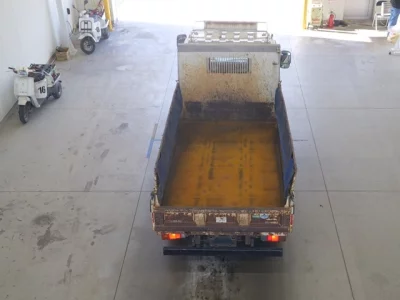 Toyota DYNA  с аукциона в Японии