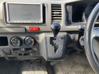 Toyota HIACE VAN лот № 20316 оценка 3.5  с аукциона в Японии 4