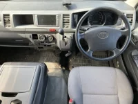 Toyota HIACE VAN лот № 20335 оценка 3.5  с аукциона в Японии 3