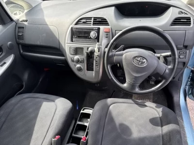 Toyota RACTIS  с аукциона в Японии