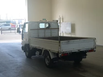 Nissan ATLAS  с аукциона в Японии