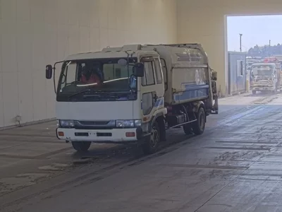 Nissan CONDOR  с аукциона в Японии